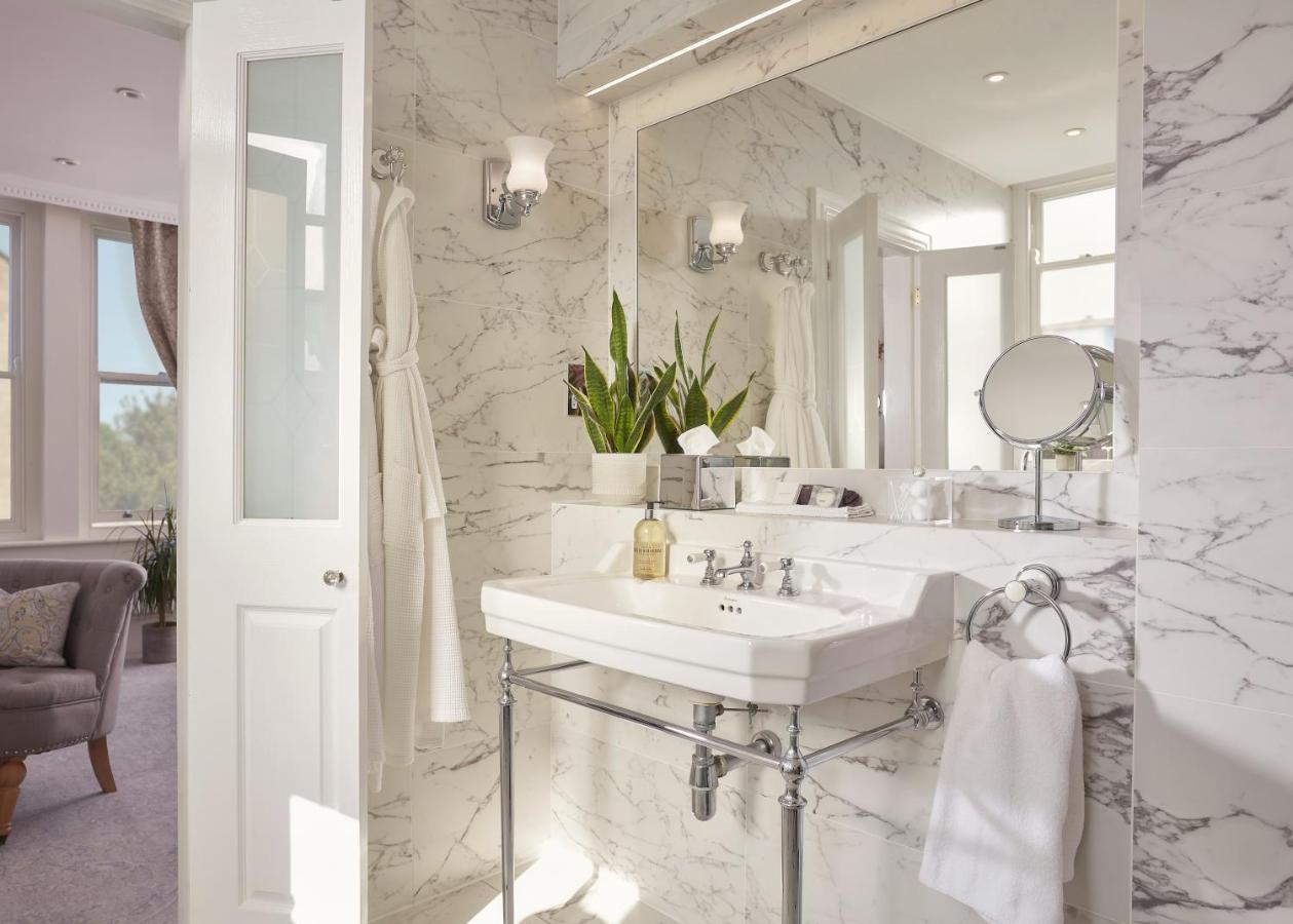 Bathen House Boutique Hotel Esterno foto Bathroom
